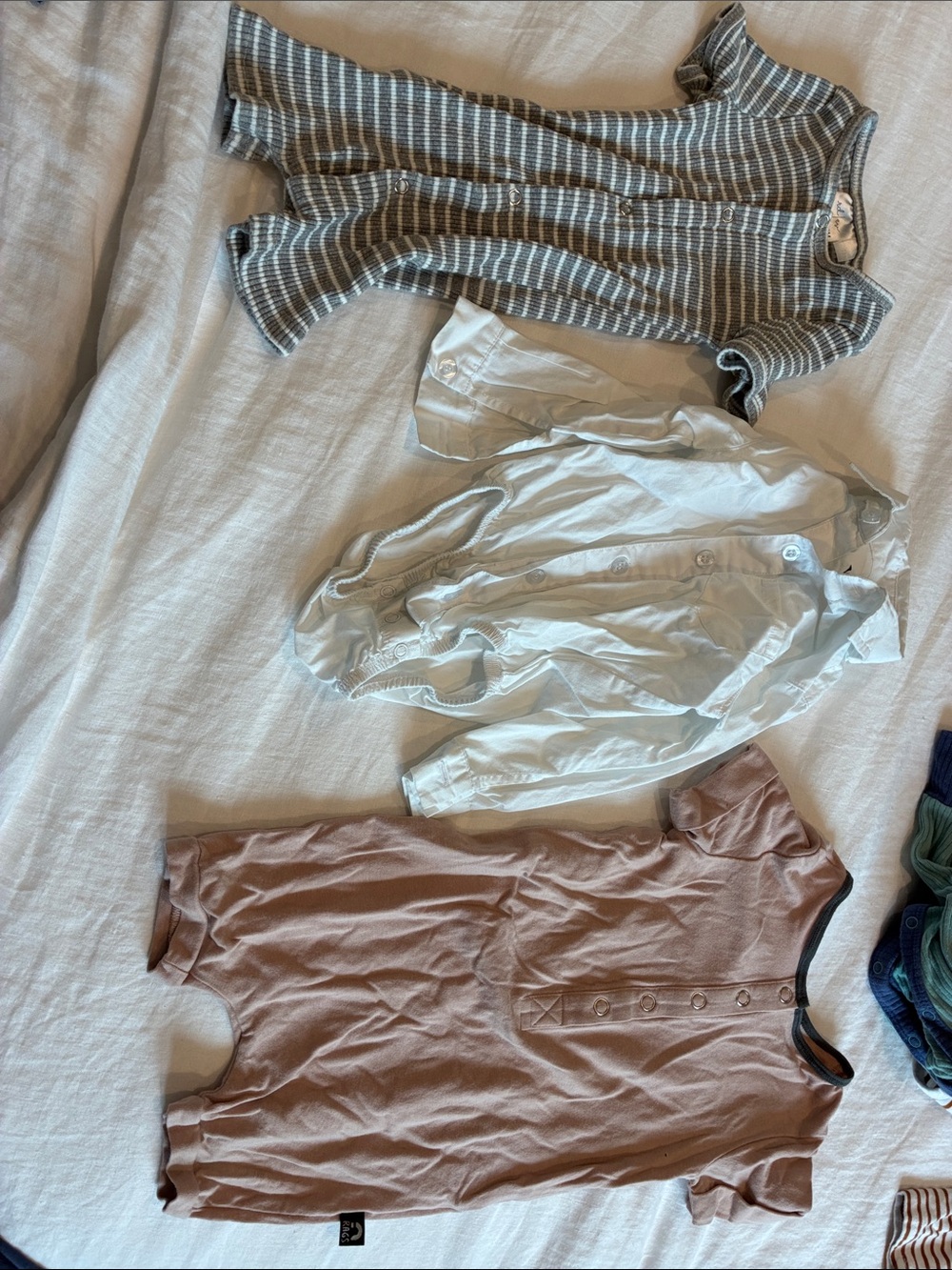 Bundle of three outfits, size 12 to 18